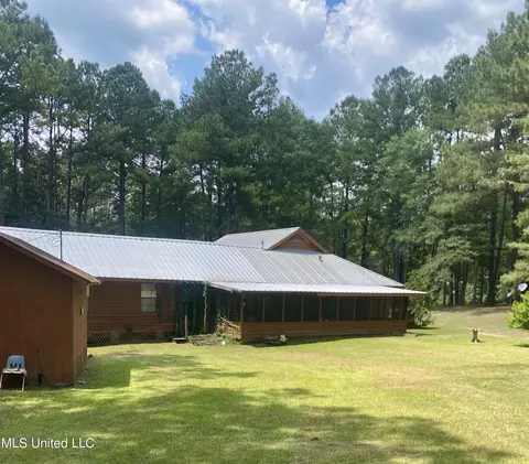 Exterior - 1024 Sabrina Dr, Summit, MS 39666 photo 1 of 4