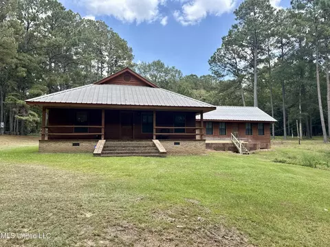 1024 Sabrina Dr, Summit, MS 39666