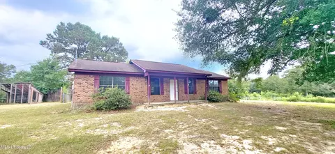 19313 F Ladner Rd, Saucier, MS 39574