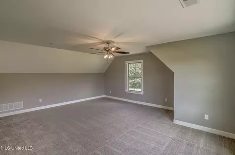 Bedroom - 1634 Tributary Dr, Hernando, MS 38632 photo 6 of 7