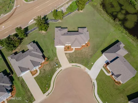 View/Area - 118 Trace Pointe Pl, Clinton, MS 39056 photo 2 of 2