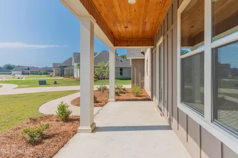 Exterior - 118 Trace Pointe Pl, Clinton, MS 39056 photo 7 of 16