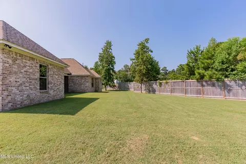 Exterior - 118 Trace Pointe Pl, Clinton, MS 39056 photo 15 of 16