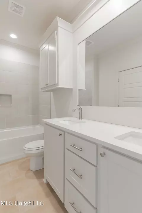 Bath - 118 Trace Pointe Pl, Clinton, MS 39056 photo 10 of 12