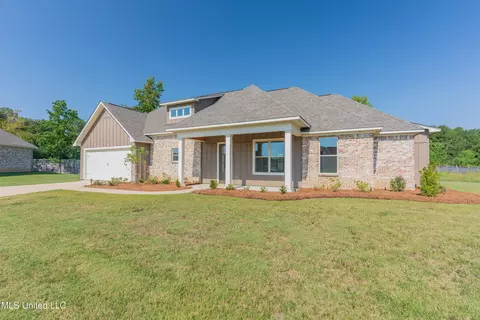 Exterior - 118 Trace Pointe Pl, Clinton, MS 39056 photo 4 of 16
