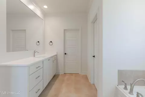 Entry Way - 118 Trace Pointe Pl, Clinton, MS 39056 photo 2 of 2