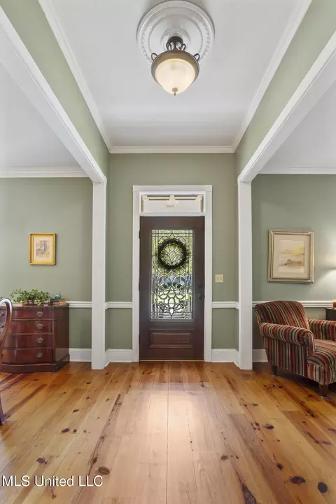 Entry Way - 148 Deertrail Ln, Madison, MS 39110 photo 1 of 4