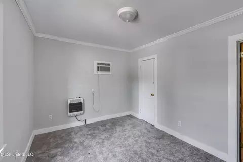Bedroom - 569 Simpson Highway 149, Magee, MS 39111 photo 4 of 5