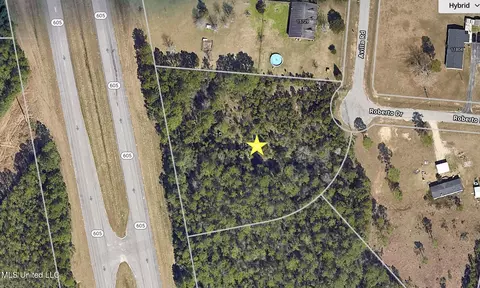 15715 Avilla Rd, Biloxi, MS 39532