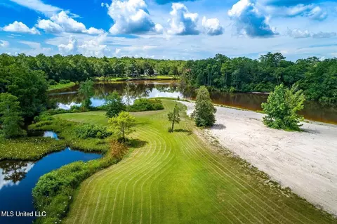View/Area - 3293 Sandy Bluff Dr, Biloxi, MS 39532 photo 7 of 9