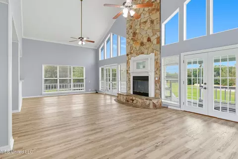 Living - 3293 Sandy Bluff Dr, Biloxi, MS 39532 photo 1 of 4