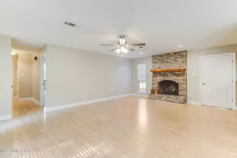 Living - 15819 Peapatch Rd, Biloxi, MS 39532 photo 2 of 5