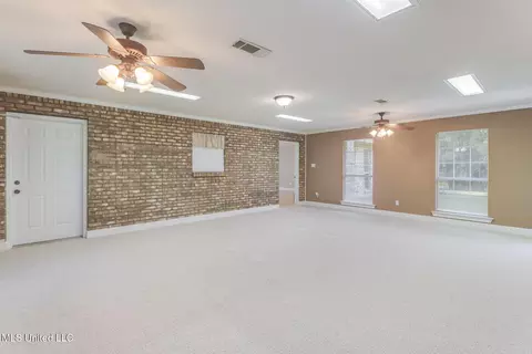 Living - 15819 Peapatch Rd, Biloxi, MS 39532 photo 4 of 5