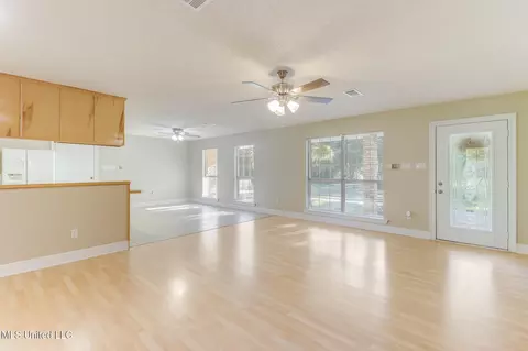 Living - 15819 Peapatch Rd, Biloxi, MS 39532 photo 3 of 5