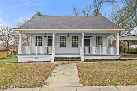 603 College St, Port Gibson, MS 39150