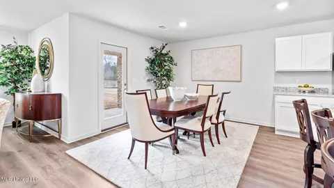 Dining - 804 Fairway Ave, Byram, MS 39272 photo 2 of 2