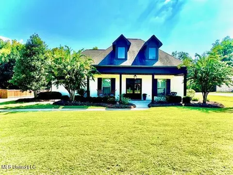 109 Carrington Dr, Madison, MS 39110