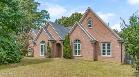9344 Miranda Dr, Olive Branch, MS 38654