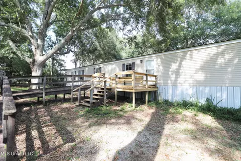 21301 Houston Ladner Rd, Saucier, MS 39574