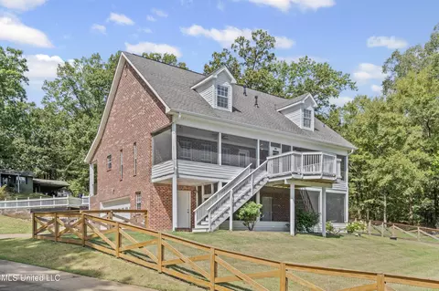 Other - 929 N Thunderbird Dr, Hernando, MS 38632 photo 8 of 13