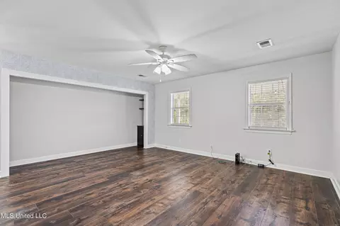 Other - 929 N Thunderbird Dr, Hernando, MS 38632 photo 3 of 13