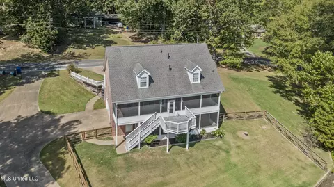 Other - 929 N Thunderbird Dr, Hernando, MS 38632 photo 12 of 13