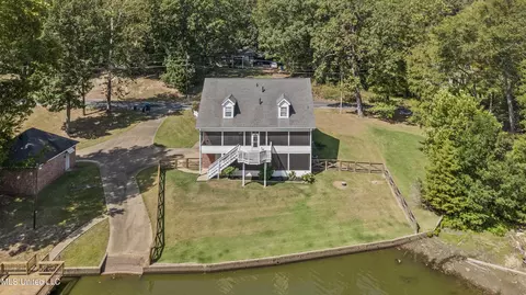 Exterior - 929 N Thunderbird Dr, Hernando, MS 38632 photo 11 of 11