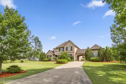 Exterior - 430 Johnstone Dr, Madison, MS 39110 photo 5 of 17