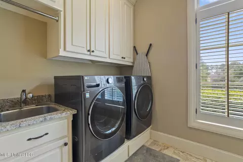 Other - 430 Johnstone Dr, Madison, MS 39110 photo 6 of 12