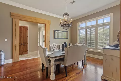 Dining - 430 Johnstone Dr, Madison, MS 39110 photo 1 of 1