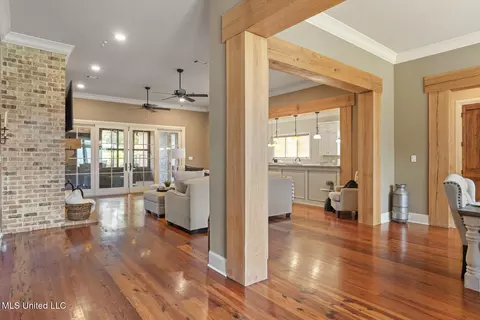 Entry Way - 430 Johnstone Dr, Madison, MS 39110 photo 1 of 1