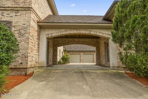 Exterior - 430 Johnstone Dr, Madison, MS 39110 photo 17 of 17