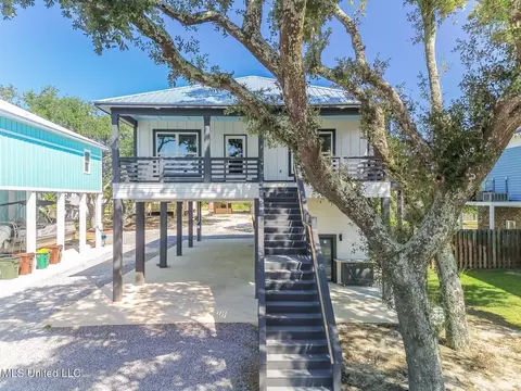 1006 E Beach Blvd, Long Beach, MS 39560