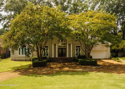 336 Long Cove Dr, Madison, MS 39110