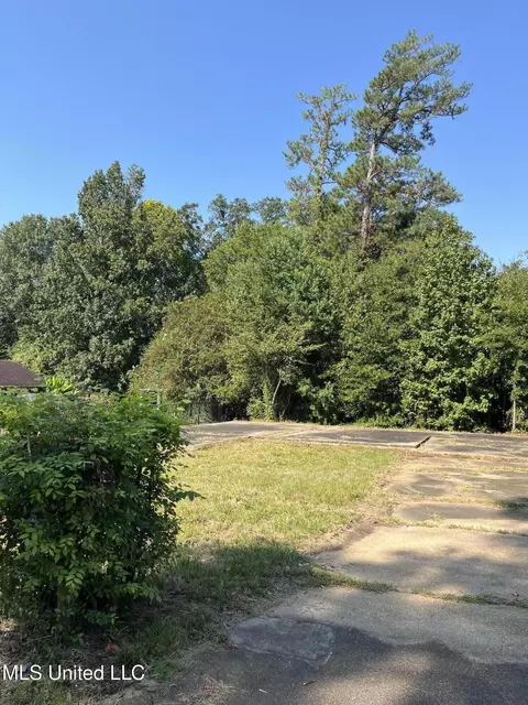 Scanlon Drive, Jackson, MS 39204 photo 2