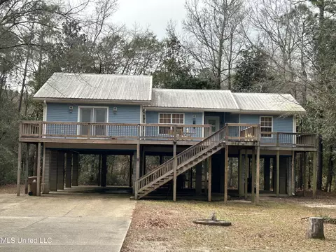 4155 Tux River Cir, Biloxi, MS 39532