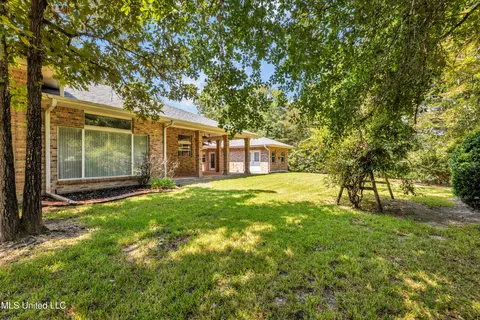 Exterior - 792 Ewa Ct, Diamondhead, MS 39525 photo 4 of 11