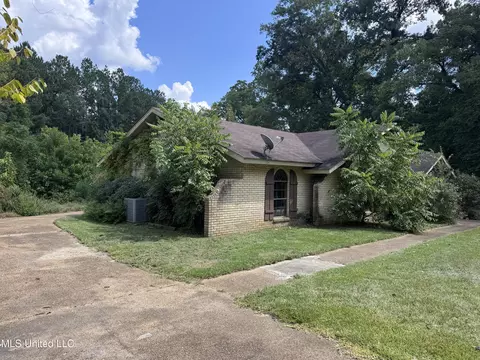 Exterior - 4918 Forest Hill Rd, Byram, MS 39272 photo 5 of 5