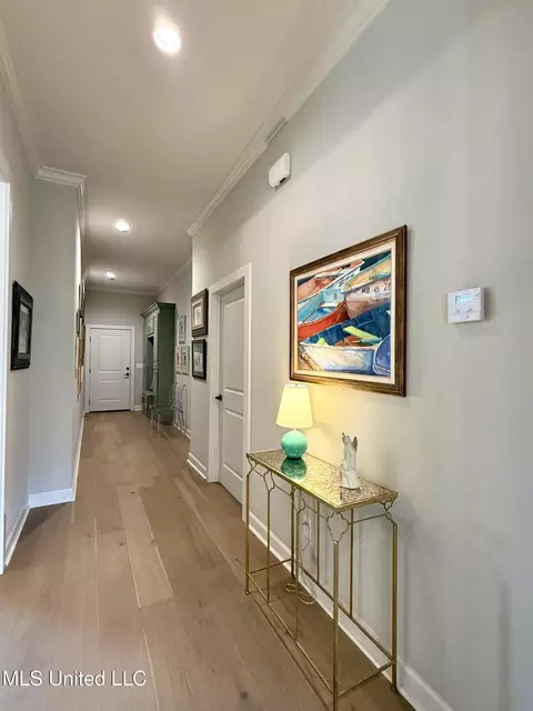 Entry Way - 114 Biltmore Cv, Flowood, MS 39232 photo 5 of 6