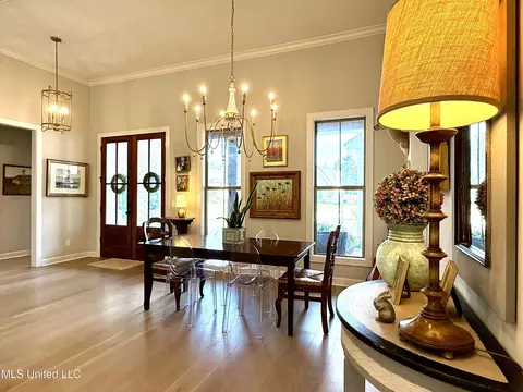 Dining - 114 Biltmore Cv, Flowood, MS 39232 photo 1 of 2