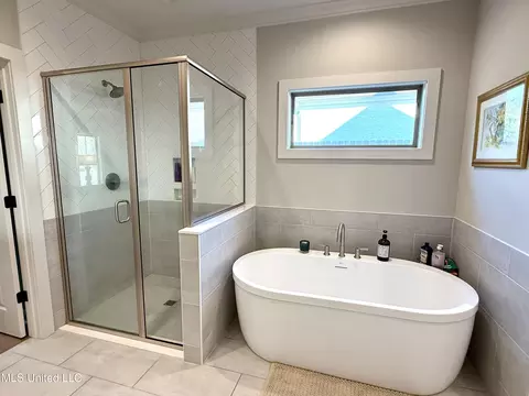 Bath - 114 Biltmore Cv, Flowood, MS 39232 photo 5 of 8