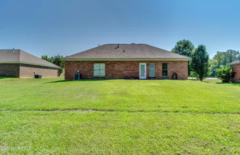 536 Roxbury Pl, Florence, MS 39073 photo 7