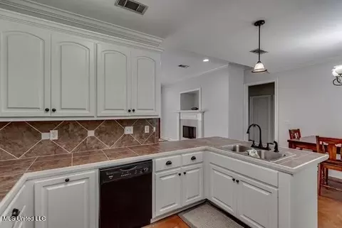 536 Roxbury Pl, Florence, MS 39073 photo 17