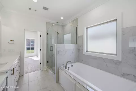 Bath - 503 Harper Cv, Flowood, MS 39232 photo 3 of 5