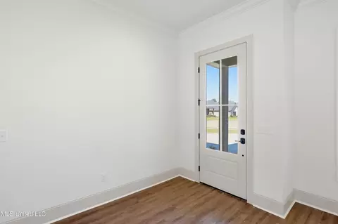 Entry Way - 505 Harper Cv, Flowood, MS 39232 photo 1 of 2