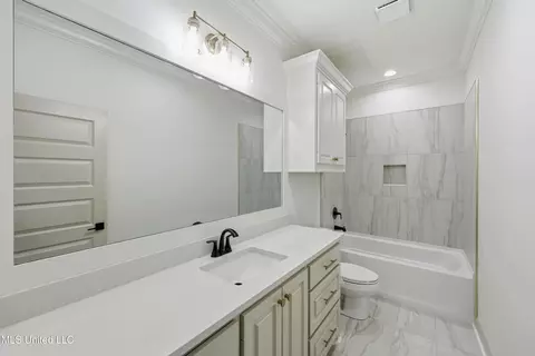 Bath - 505 Harper Cv, Flowood, MS 39232 photo 5 of 5