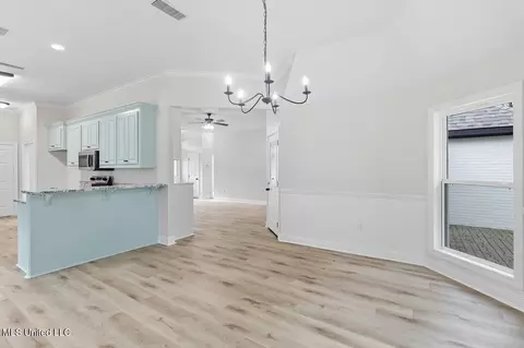 Dining - 231 Greensview Dr, Brandon, MS 39047 photo 1 of 1