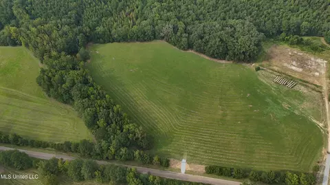 002 Sulphur Springs Rd, Canton, MS 39046