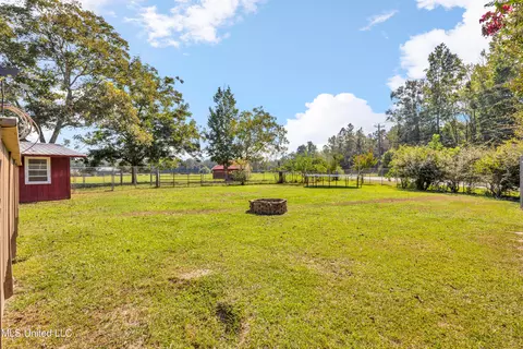 21922 Saucier Lizana Rd, Saucier, MS 39574 photo 3