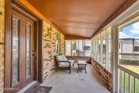 21922 Saucier Lizana Rd, Saucier, MS 39574 photo 6